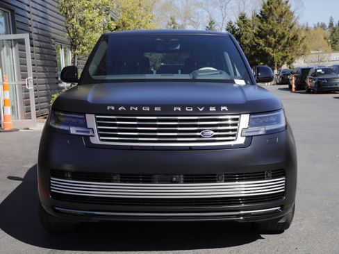 New 2026 Land Rover Range Rover SV AWD/4WD image 4