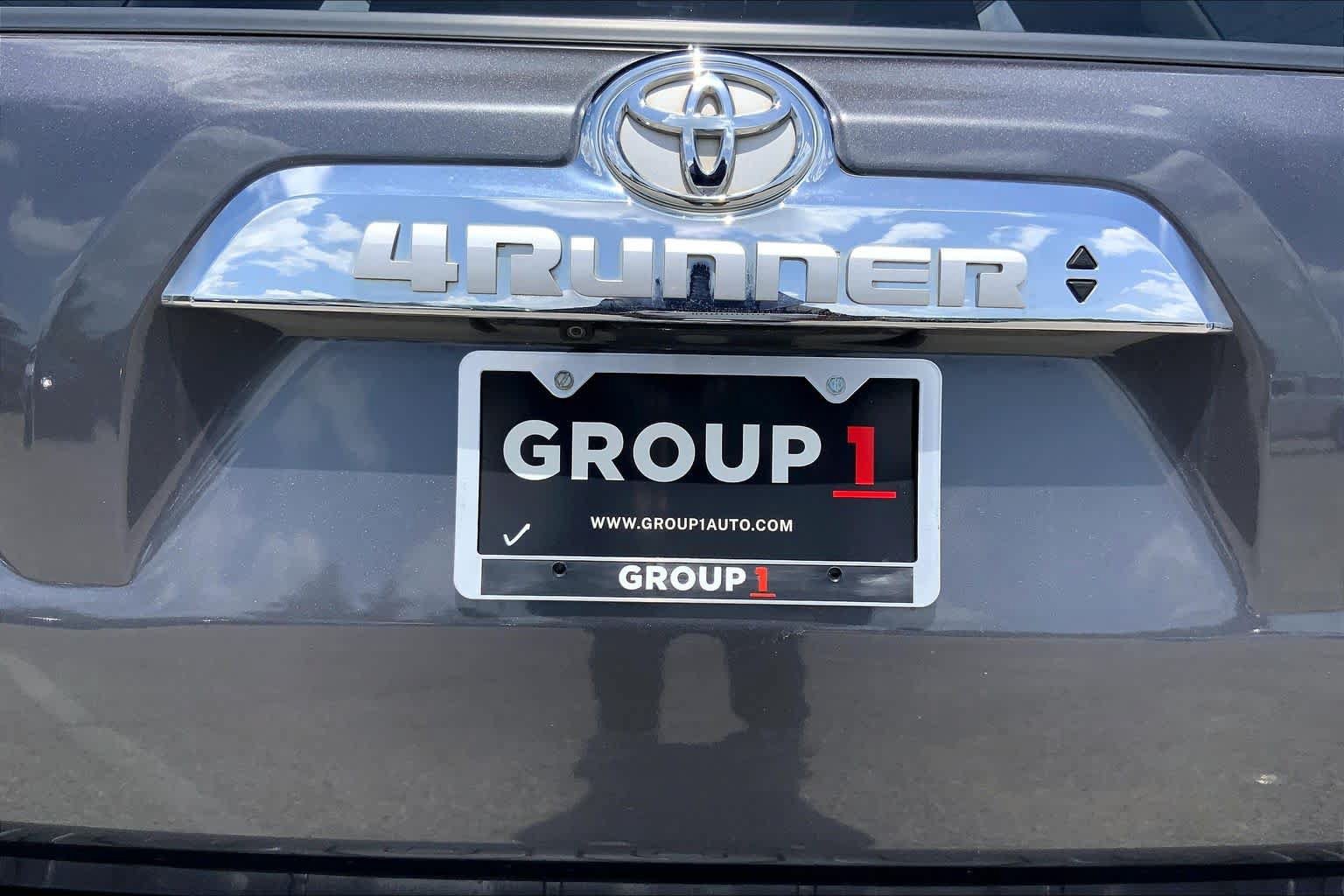 Used 2021 Toyota 4Runner Limited AWD/4WD image 19