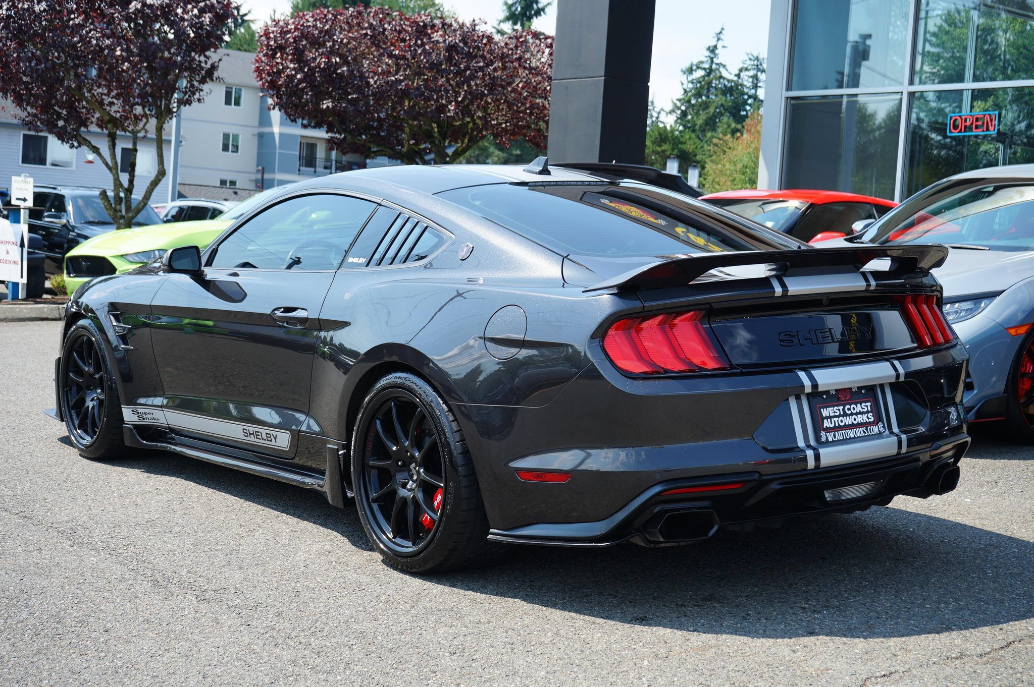 Used 2023 Ford Mustang GT Premium w/ GT Performance Package RWD image 3