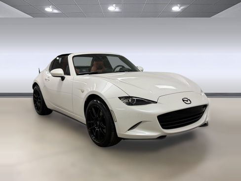 Used 2023 MAZDA MX-5 Miata Grand Touring RWD image 7