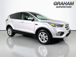Used 2019 Ford Escape SE video 1