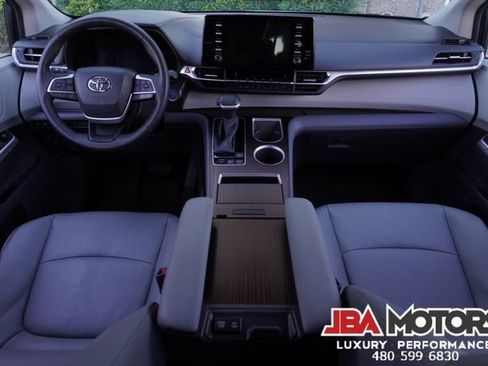 Used 2023 Toyota Sienna XLE image 83