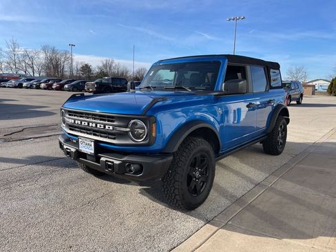 Certified 2024 Ford Bronco Black Diamond AWD/4WD image 2