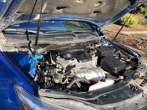 Used 2016 Toyota Camry image 20