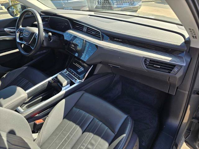 Used 2024 Audi Q8 e-tron Premium AWD/4WD image 10