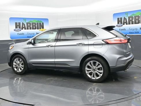 Used 2024 Ford Edge Titanium AWD/4WD image 3
