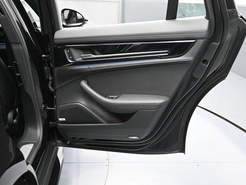 Certified 2025 Porsche Panamera 4 AWD/4WD image 25