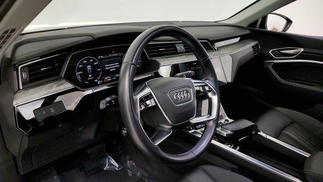 Used 2024 Audi Q8 e-tron Premium AWD/4WD image 45