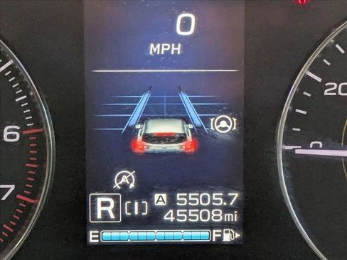 Used 2022 Subaru Crosstrek 2.5i Sport w/ Moonroof Package image 11