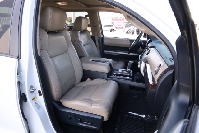 Used 2017 Toyota Tundra Limited AWD/4WD image 27