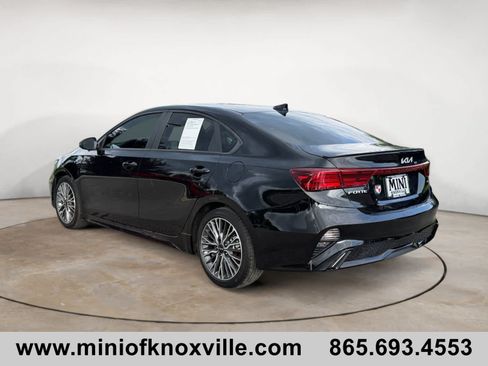 Used 2022 Kia Forte GT-Line w/ GT-Line Technology Package FWD image 5
