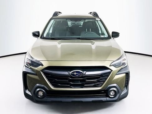 Certified 2024 Subaru Outback Premium AWD/4WD image 2