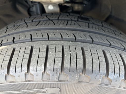 Certified 2025 Audi Q7 2.0T Premium w/ Convenience Plus Package AWD/4WD image 13