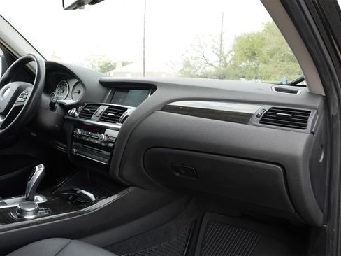 Used 2017 BMW X3 sDrive28i image 25