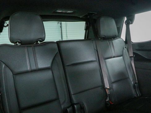 Used 2023 Chevrolet Tahoe RST w/ Luxury Package AWD/4WD image 33