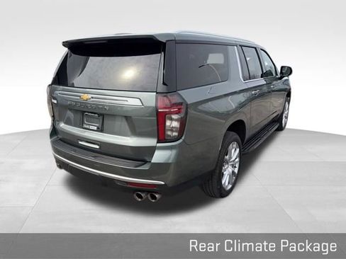 Used 2024 Chevrolet Suburban High Country image 17