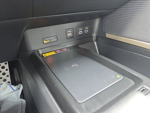 Used 2026 Toyota Camry SE image 29