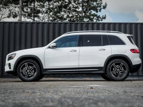 Certified 2026 Mercedes-Benz GLB 250 4MATIC image 3