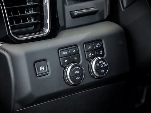 New 2025 GMC Sierra 2500 Denali w/ Denali Reserve Package image 12