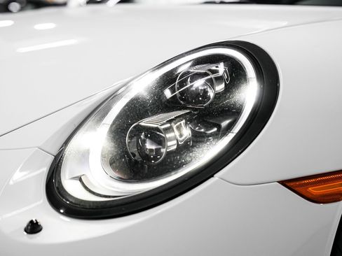 Used 2017 Porsche 911 Targa 4 AWD/4WD image 46