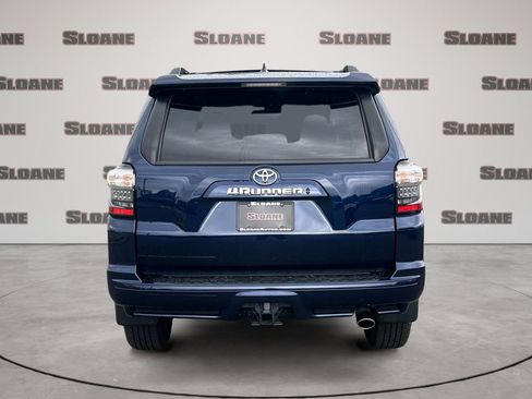 Used 2022 Toyota 4Runner TRD Sport AWD/4WD image 4