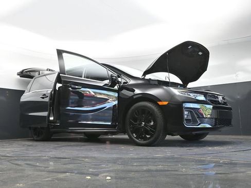 Used 2025 Honda Odyssey Sport-L image 51