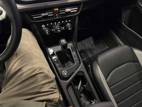 Used 2024 Volkswagen Taos SEL image 25