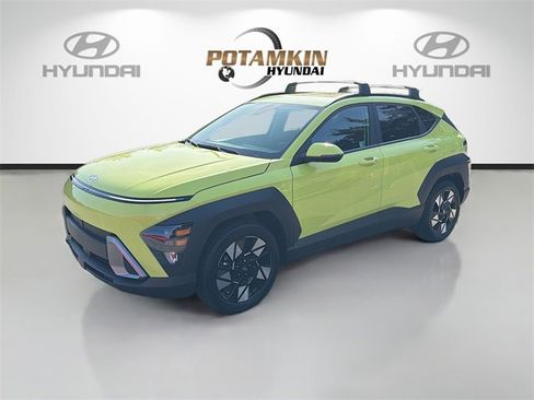 Certified 2025 Hyundai Kona SEL image 1