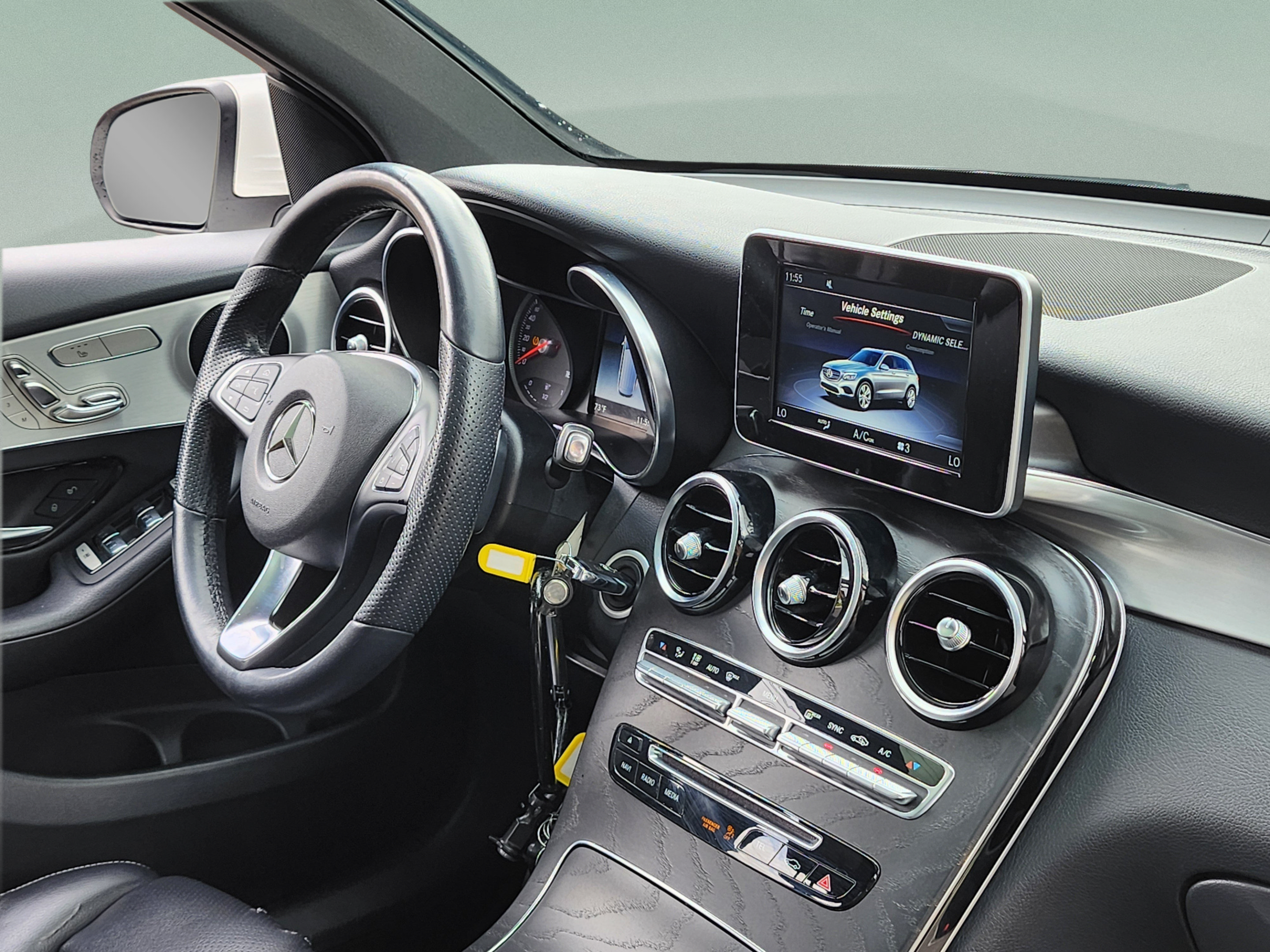 Used 2019 Mercedes-Benz GLC 300 image 30