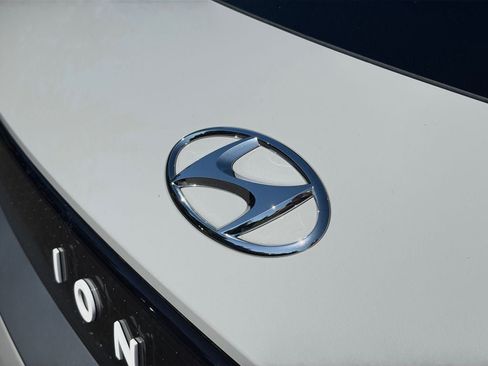 Used 2024 Hyundai Ioniq 5 SEL AWD/4WD image 35