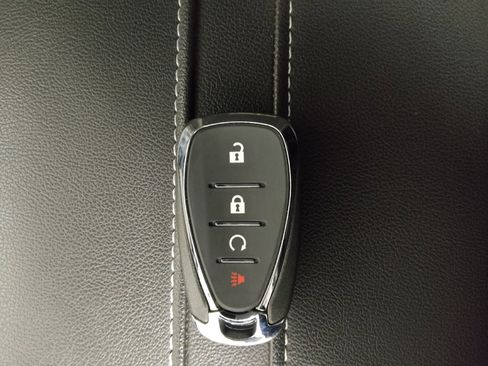 Used 2024 Chevrolet Blazer LT image 32