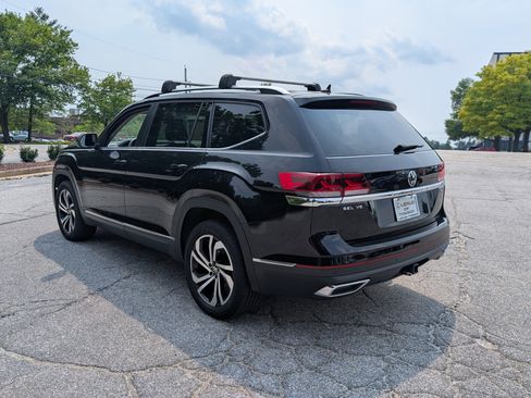 Used 2023 Volkswagen Atlas SEL AWD/4WD image 5