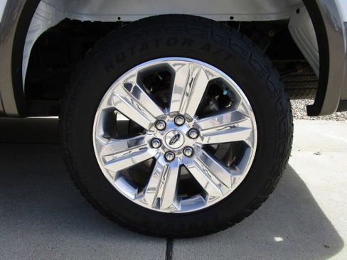 Used 2019 Ford F150 Lariat AWD/4WD image 9