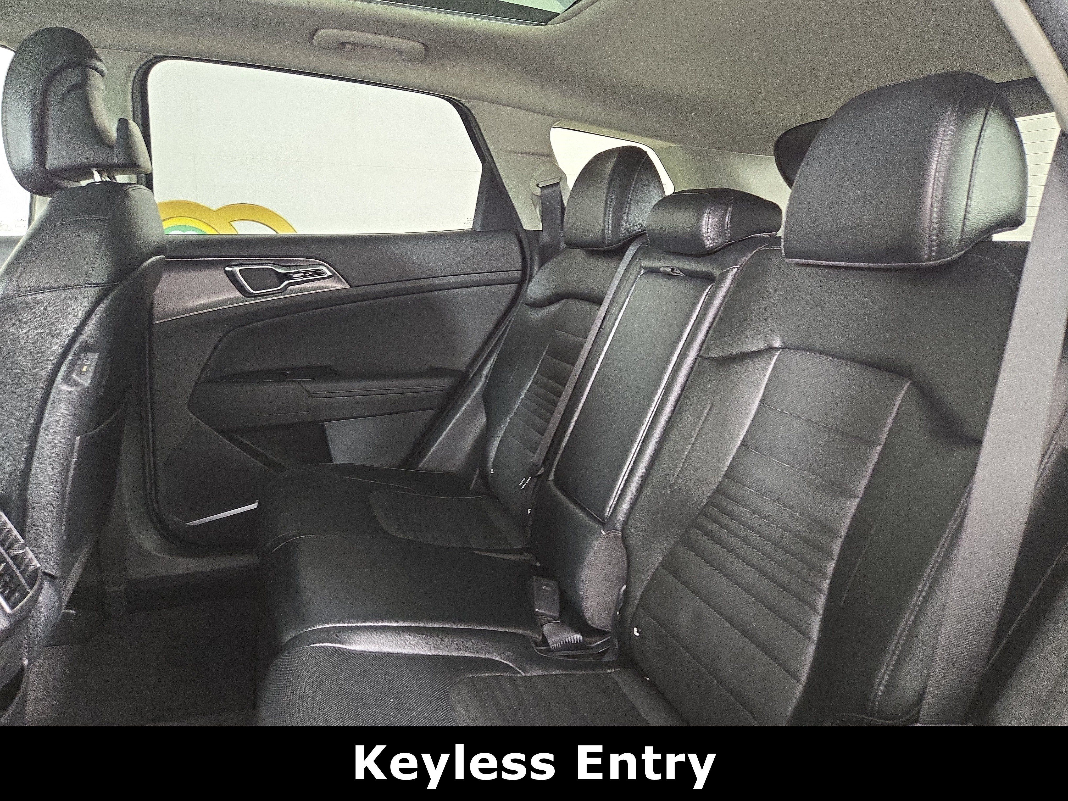 Used 2025 Kia Sportage SX FWD image 12