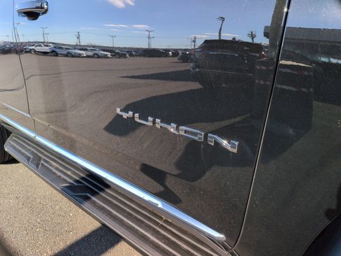 New 2026 GMC Yukon Elevation image 32