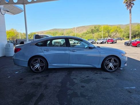 Used 2022 Honda Accord Touring image 9