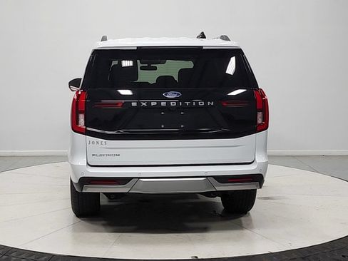 Used 2025 Ford Expedition Platinum AWD/4WD image 7
