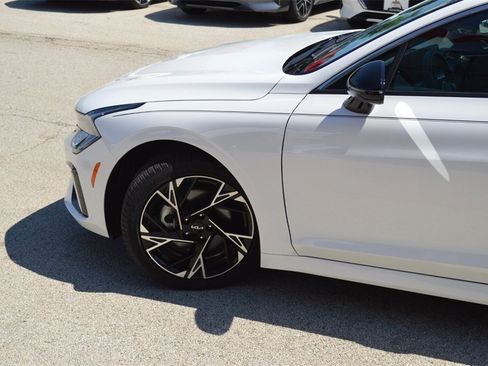 Used 2025 Kia K5 GT-Line image 15