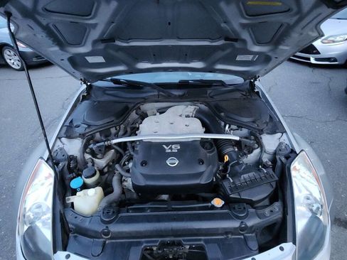Used 2003 Nissan 350Z Enthusiast image 11