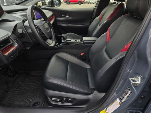 Used 2024 Toyota Prius Prime FWD image 16