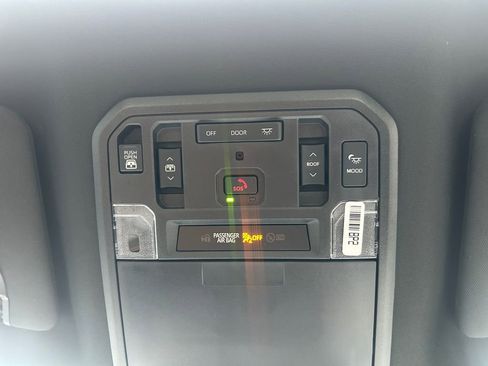 Used 2025 Toyota Tundra Capstone AWD/4WD image 21