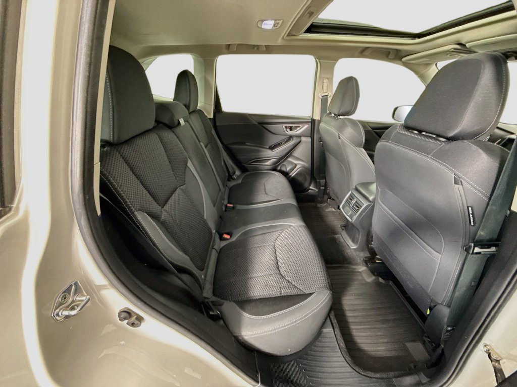 Used 2024 Subaru Forester Premium AWD/4WD image 21