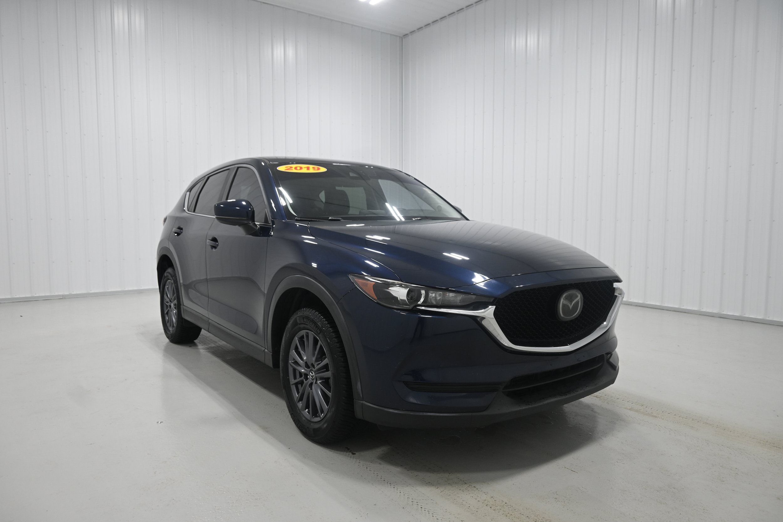 Used 2019 MAZDA CX-5 Touring AWD/4WD image 2