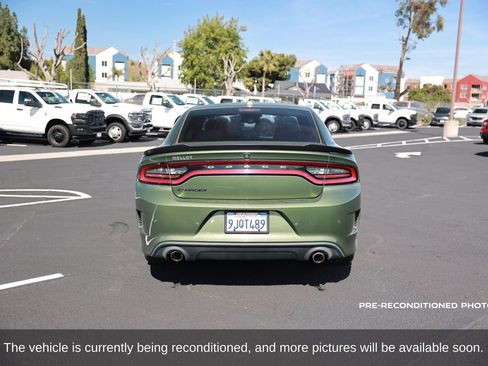 Used 2018 Dodge Charger SXT Plus w/ Blacktop Package image 4