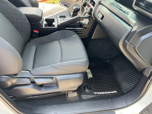 Used 2024 Toyota Tacoma SR RWD image 42