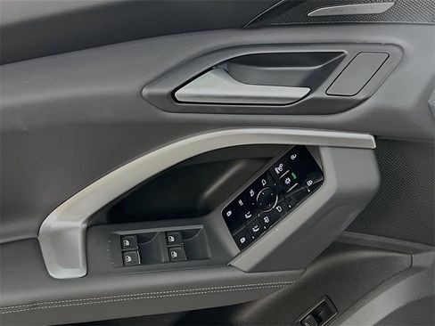 New 2025 Audi Q5 Premium Plus image 18