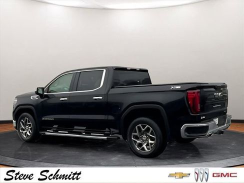 Certified 2022 GMC Sierra 1500 SLT w/ SLT Premium Package image 6