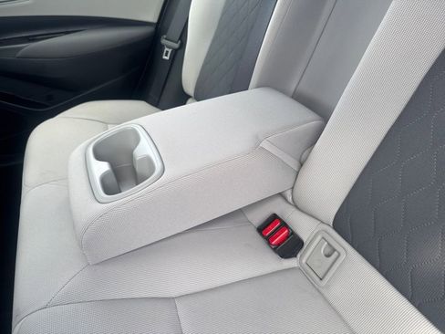 Used 2020 Toyota Corolla LE image 35