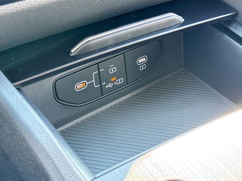 New 2026 Kia Sportage LX image 10