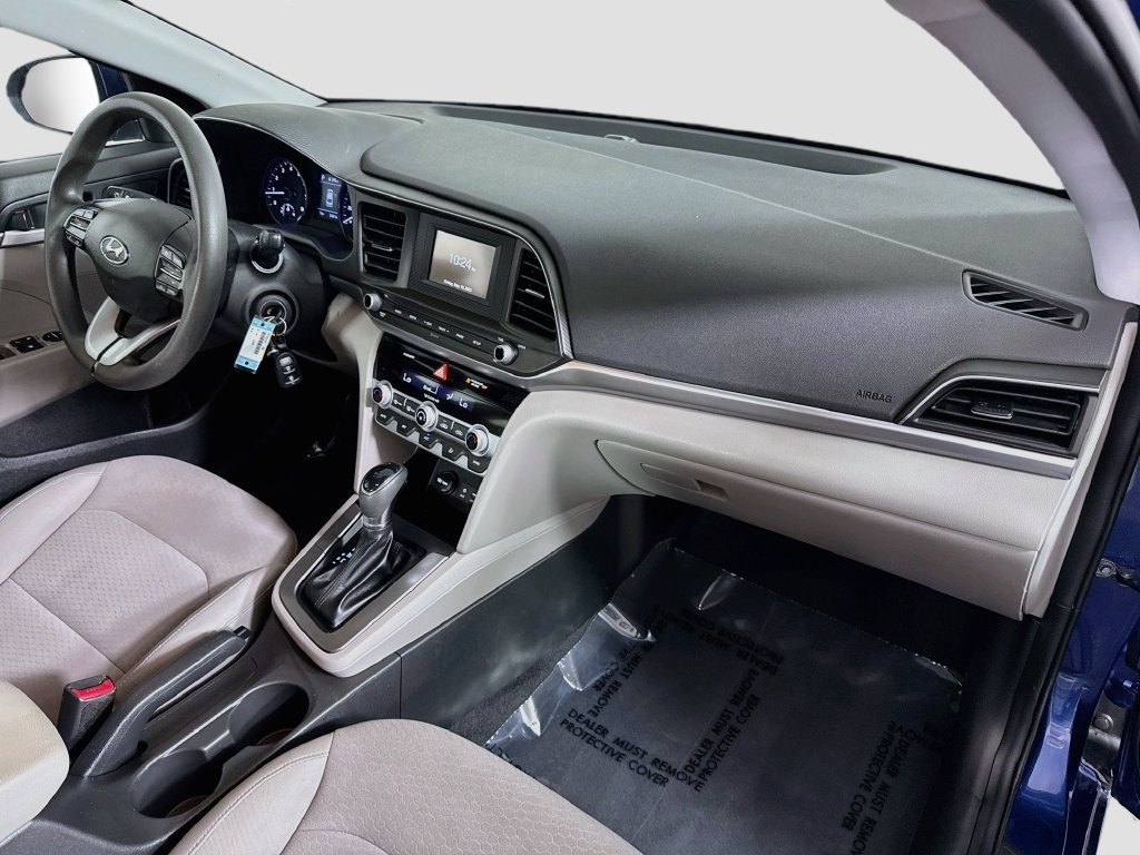 Used 2020 Hyundai Elantra SE FWD image 28